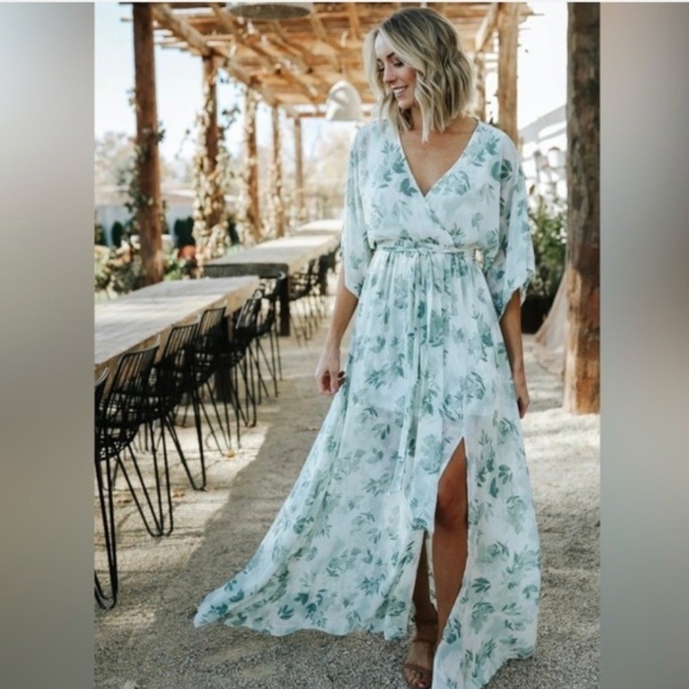 Baltic Born Kia Kimono Sleeve Floral Maxi Dress White Sage Small
